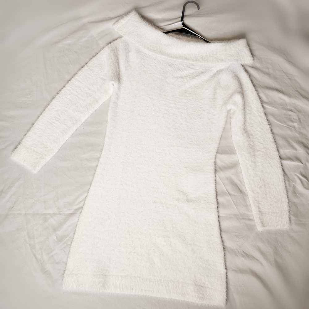 NWT H&M Off-Shoulder Fluffy Sweater Dress - White